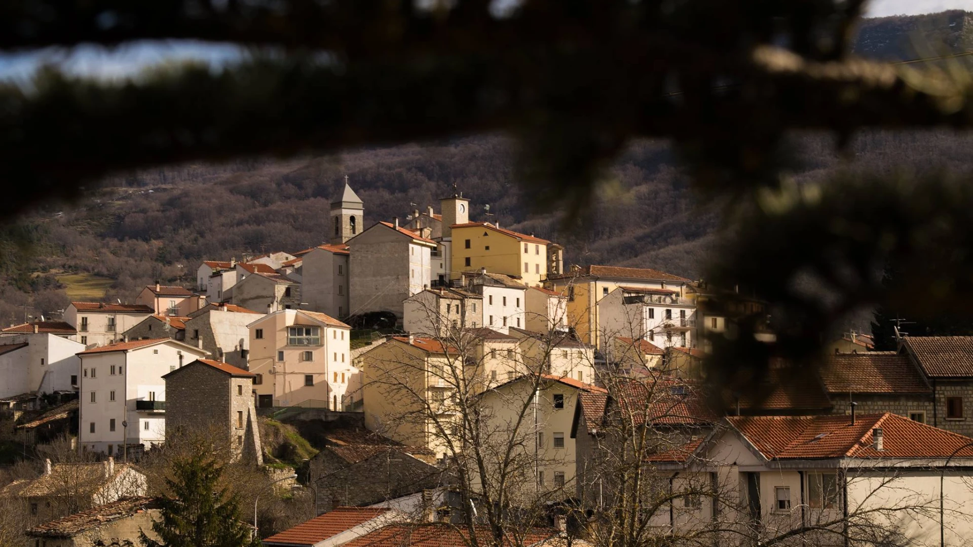 Castel del Giudice sigla il Patto di Comunità.